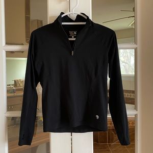 Mountain Hardwear lightweight 1/4 zip